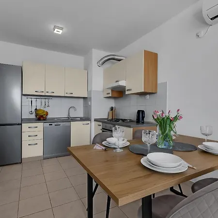 Magnolia Appartement Makarska