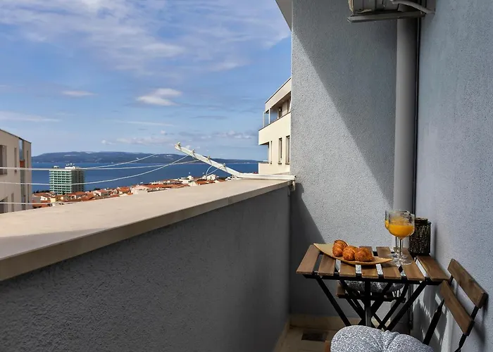 Apartment Magnolia Makarska