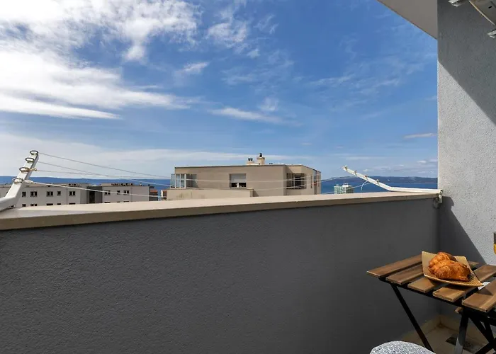 Apartment Magnolia Makarska